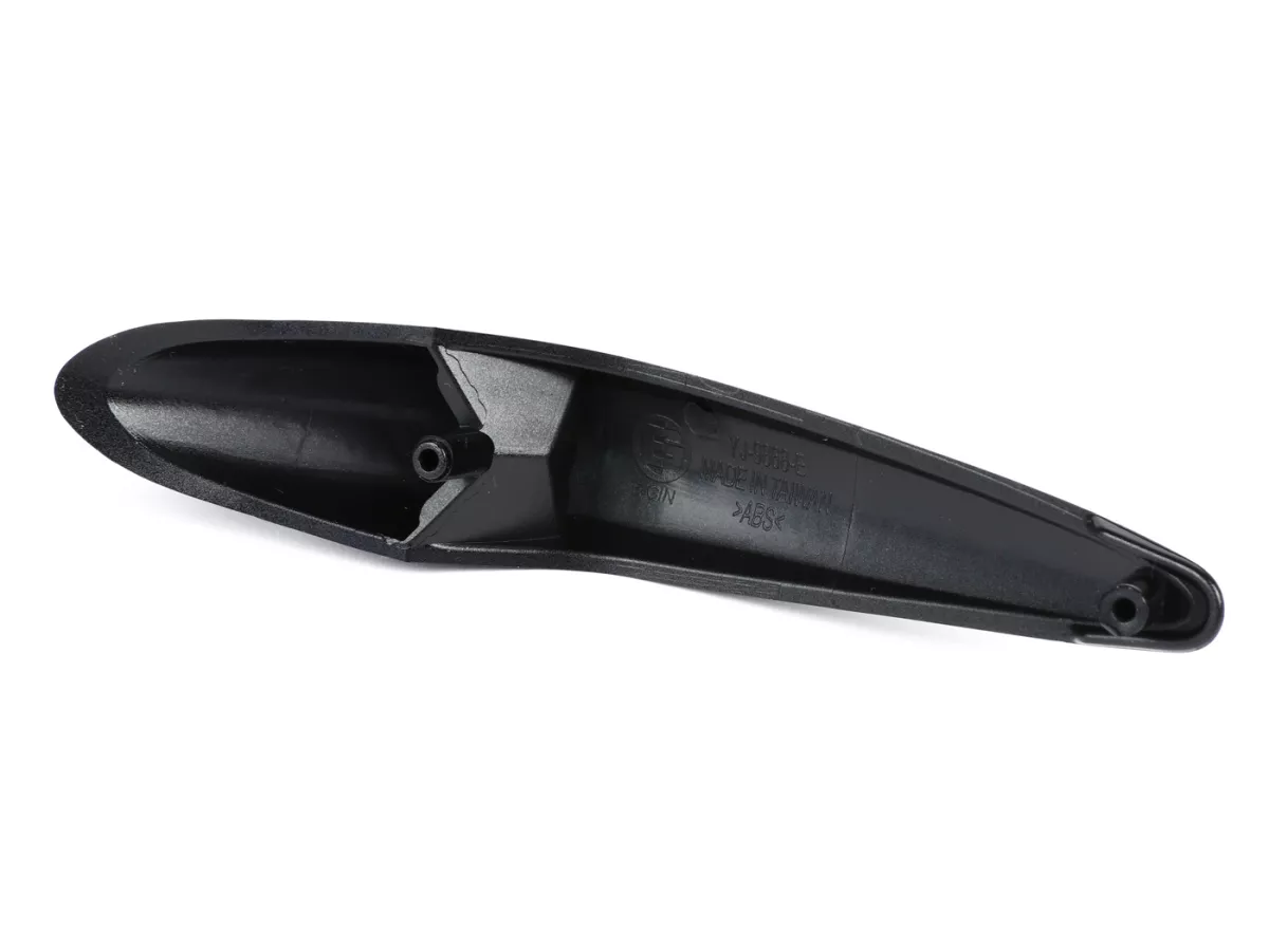 Nipplo parafango, nero lucido -Moto Nostra- Vespa GTS 125 (ZAPMA3700), Vespa GTS HPE 300 (ZAPMA3600, ZAPMD310), Vespa GTS Super 125 (ZAPMA3700), Vespa GTS Super HPE 300 (ZAPMA360, ZAPMD3100)