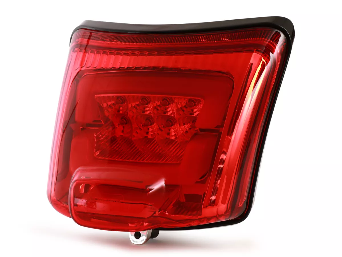 Feu arrière avec support de montage -MOTO NOSTRA, LED 'Boulder'- Vespa GTS (2019-2022) GTS125 iGet, GTS300 HPE, GTS SUPER 125/300 HPE, GTS SUPERSPORT 125/300, GTS SUPERTECH 125/300 HPE - cabochon rouge/ support de montage noir brillant
