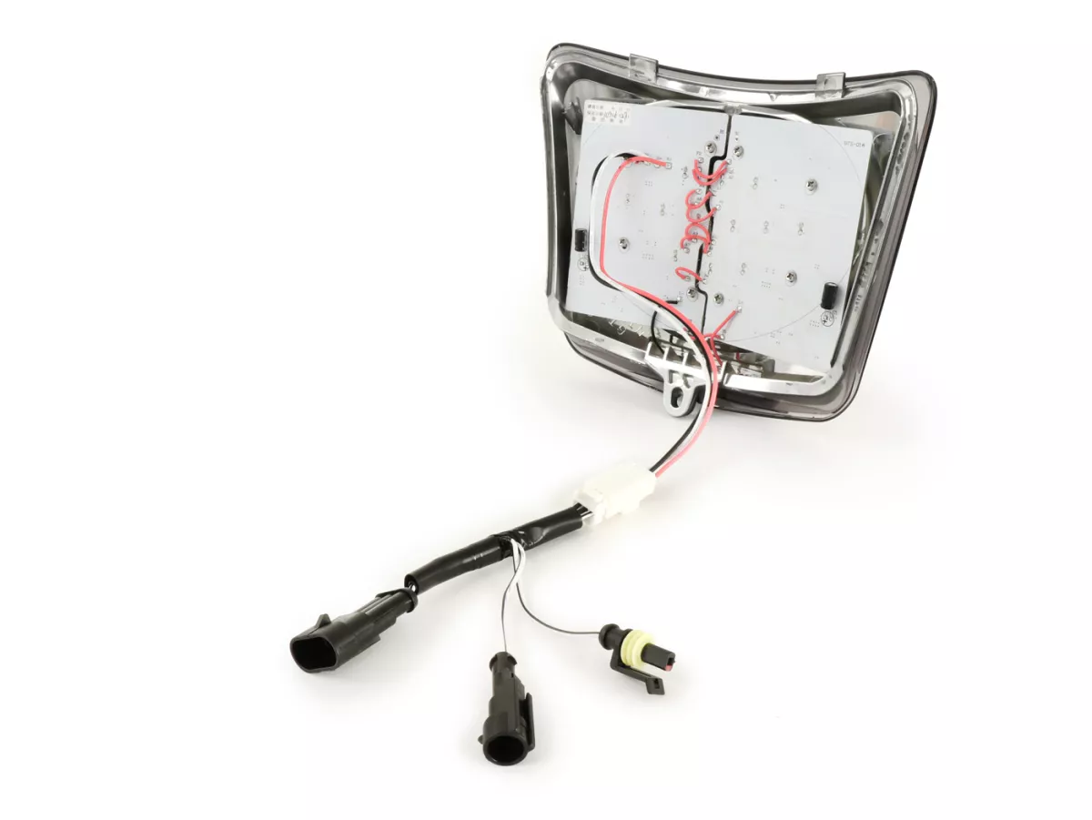 Fanale posteriore con cornice -MOTO NOSTRA, LED 'Slimstyle'- Vespa GTS (2019-2022) GTS125 iGet, GTS300 HPE, GTS SUPER 125/300 HPE, GTS SUPERSPORT 125/300, GTS SUPERTECH 125/300 HPE - Vetro nero/ cornice nera lucida