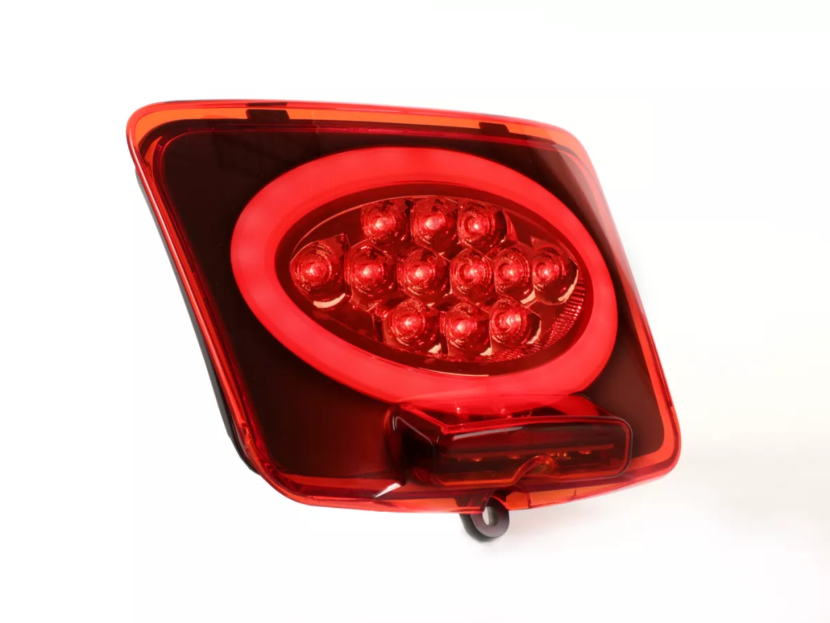 Lampu belakang -MOTO NOSTRA, LED, SLIMSTYLE- Vespa GTS 125-300, GTV (2014-2018, facelift) - merah