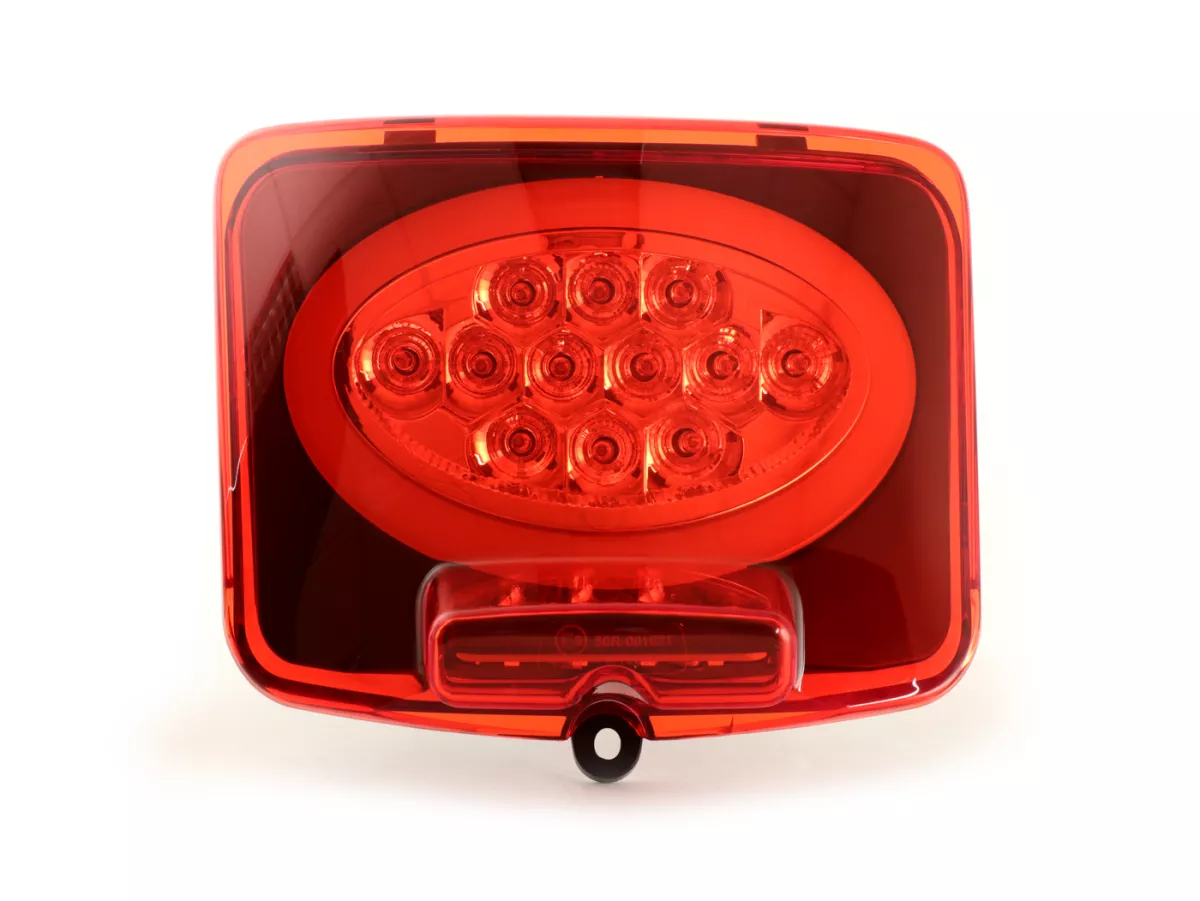Lampu belakang -MOTO NOSTRA, LED, SLIMSTYLE- Vespa GTS 125-300, GTV (2014-2018, facelift) - merah