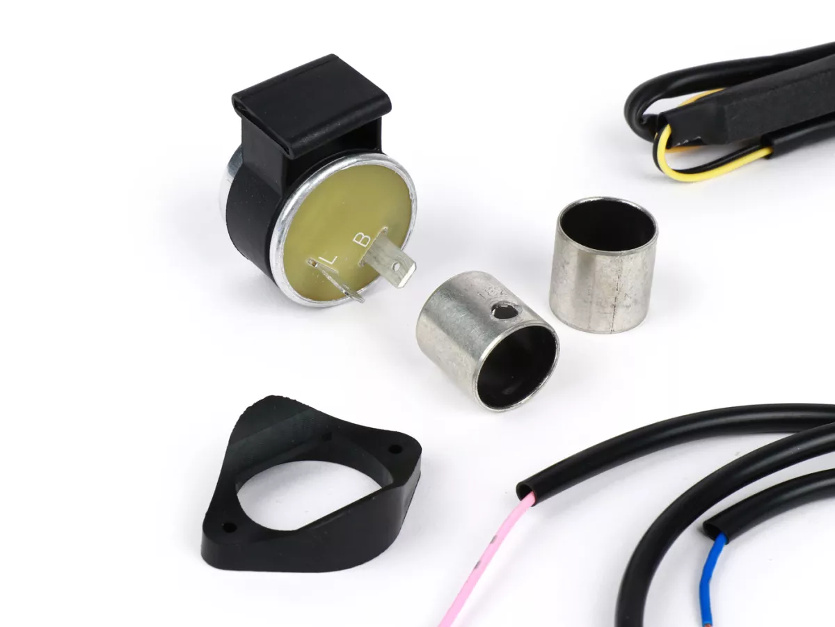 Set di retrofit per indicatori di direzione -MOTO NOSTRA, LED, con marcatura E, 6 Volt- Vespa Smallframe V50, 50N, PV, ET3, Largeframe Rally, Sprint, TS, GT, GTR, SS180 - Ø=24mm - Nero