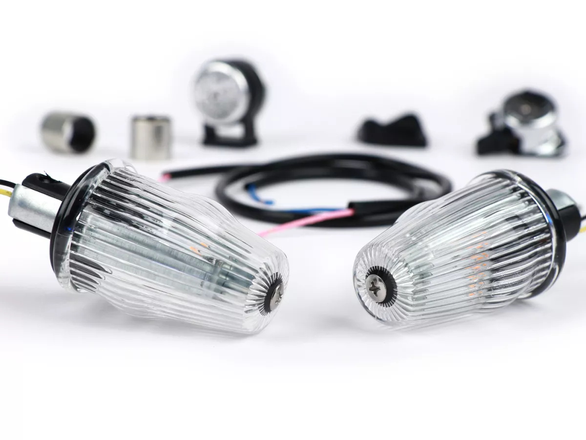 Knipperlicht retrofit set voor stuurknipperlichten -MOTO NOSTRA, LED , met E-markering, 6 Volt- Vespa Smallframe V50, 50N, PV, ET3, Largeframe Rally, Sprint, TS, GT, GTR, SS180 - Ø=24mm - Wit