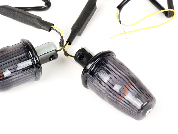 Pair of indicators -MOTO NOSTRA handlebar end indicator LED (E-mark), 6 volt- Vespa V50, 50SR, 50 Sprinter, 90SS, 90 Racer, PV125, ET3, Sprint150, Rally180/200 - black