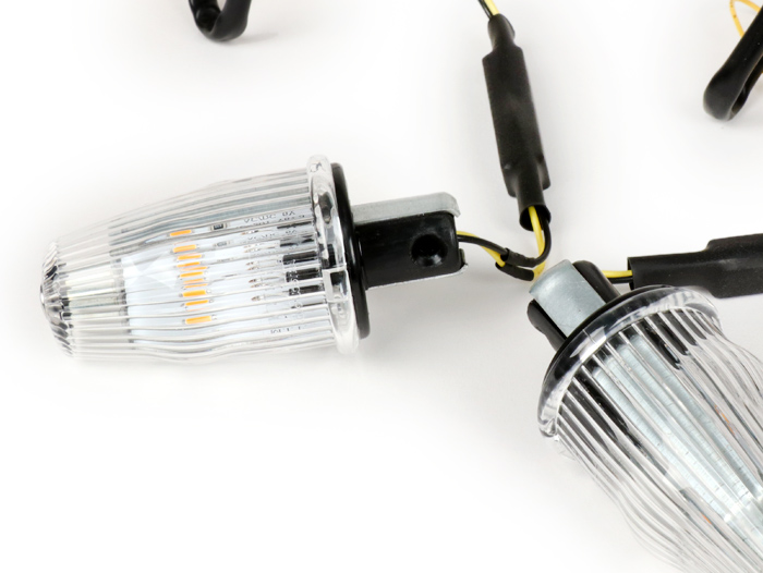 Set indikator -Indikator stang MOTO NOSTRA LED (E-mark), 6 volt- Vespa V50, 50SR, 50 Sprinter, 90SS, 90 Racer, PV125, ET3, Sprint150, Rally180/200 - putih