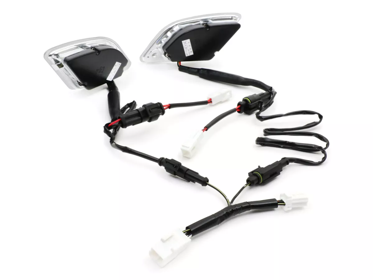 Juego de intermitentes delantero+trasero -MOTO NOSTRA (hasta 2014) luz de marcha LED dinámica, luz de marcha diurna delantera + luz de posición trasera (E-mark)- Vespa GT, GTL, GTV, GTS 125-300 - ahumado