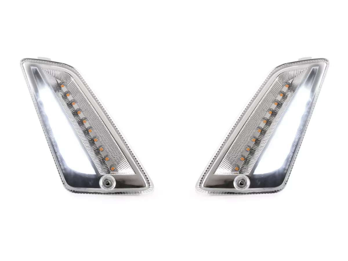 Set indicatori di direzione anteriori -MOTO NOSTRA (2014-) luce di marcia dinamica a LED, luce di marcia diurna (E-mark)- Vespa GT, GTL, GTV, GTS 125-300, HPE, Supertech (2019-2022) - bianco