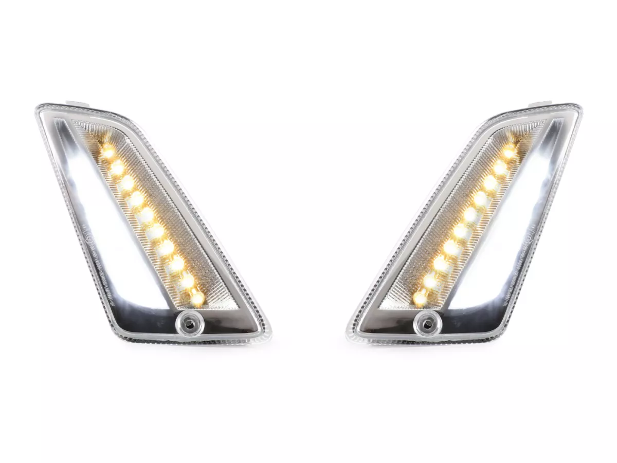Set indicatori di direzione anteriori -MOTO NOSTRA (2014-) luce di marcia dinamica a LED, luce di marcia diurna (E-mark)- Vespa GT, GTL, GTV, GTS 125-300, HPE, Supertech (2019-2022) - bianco