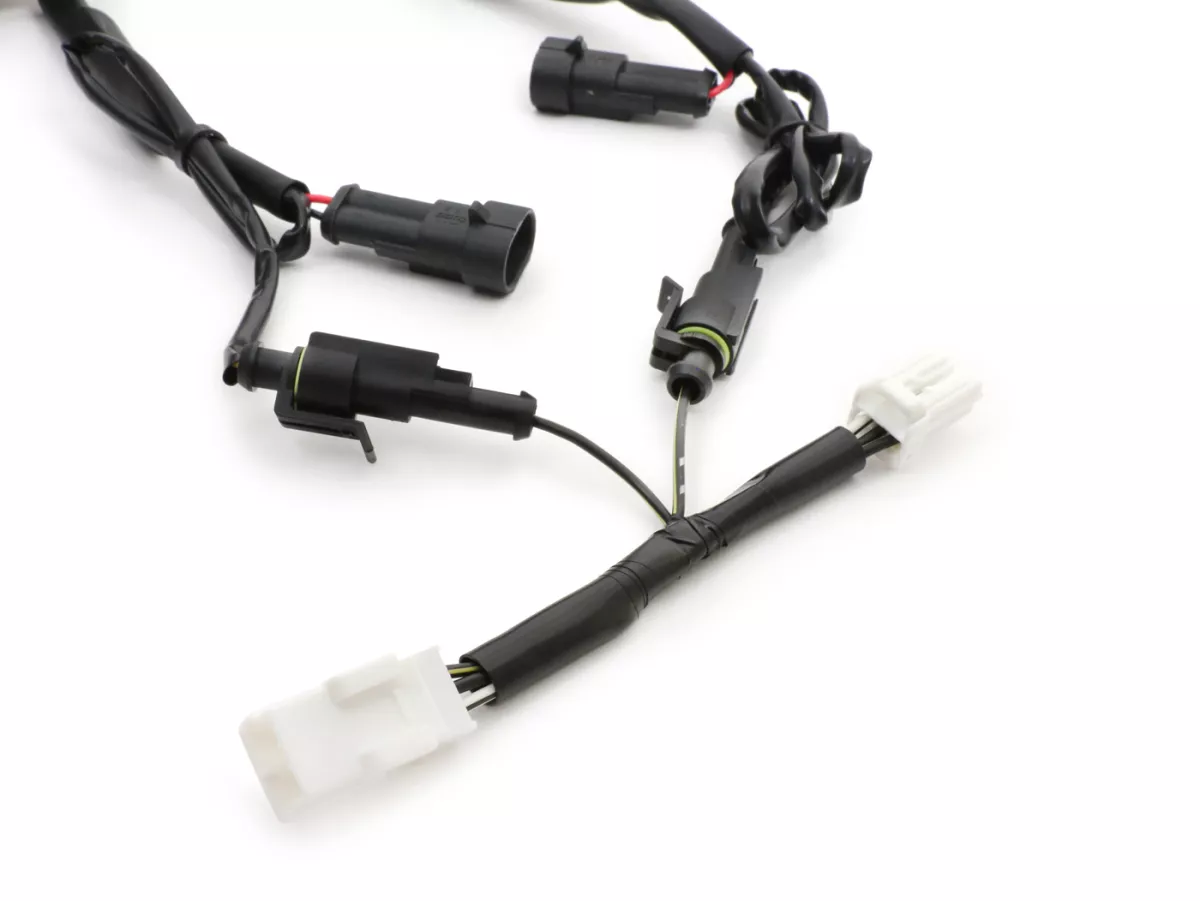 Knipperlichtenset voor+achter -MOTO NOSTRA (2014-2018) dynamisch LED-looplicht, dagrijlicht voor + positielicht achter (E-mark)- Vespa GT, GTL, GTV, GTS 125-300 - gerookt
