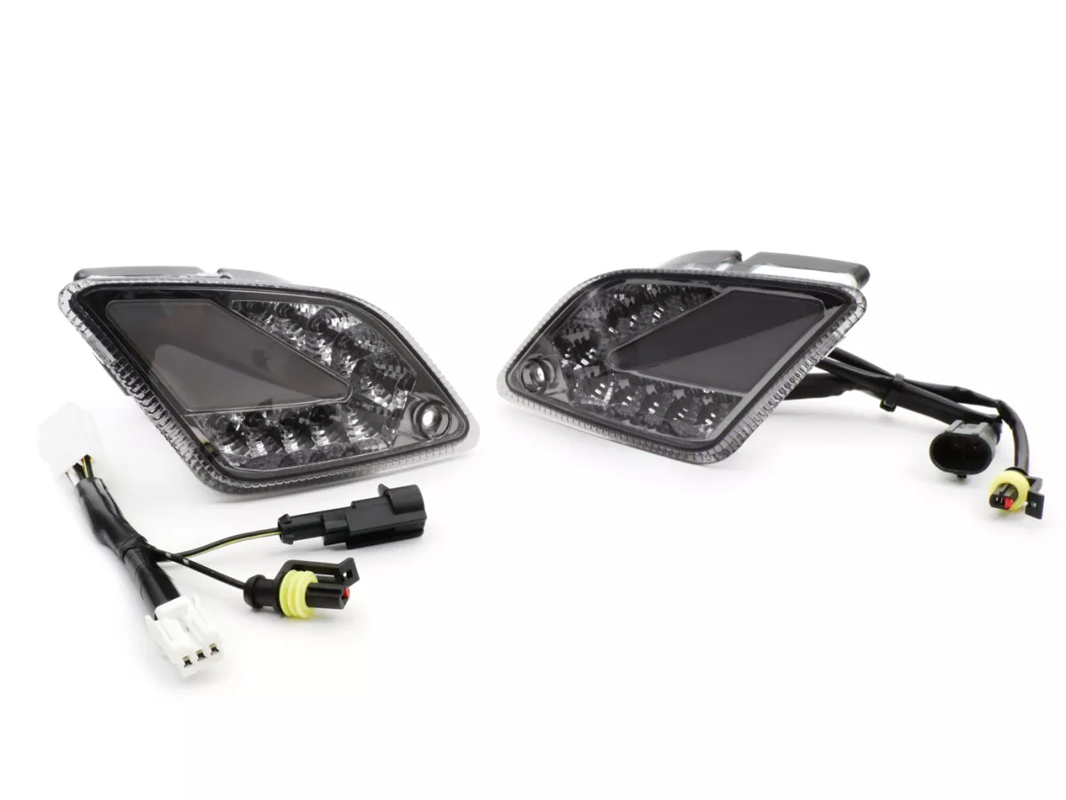 Set indicatori di direzione posteriori -MOTO NOSTRA (2014-2018) luce di marcia dinamica a LED, con luce di posizione (E-mark)- Vespa GT, GTL, GTV, GTS 125-300 - fumé