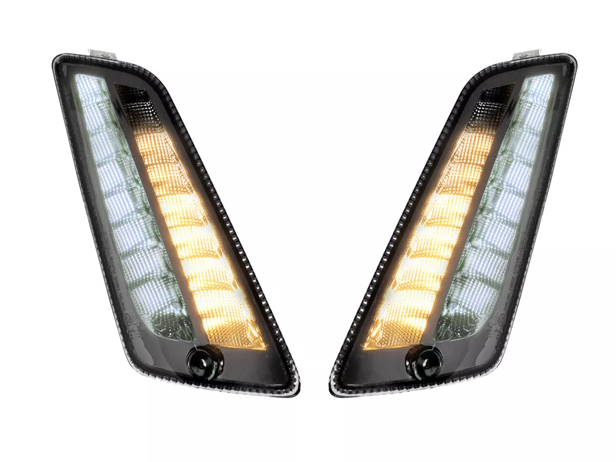 Främre blinkerssats -MOTO NOSTRA 2K22 (2014-) dynamiskt LED-körljus, dagsljus (E-märke)- Vespa GT, GTL, GTV, GTS 125-300, HPE, Supertech (2019-2022) - rökt