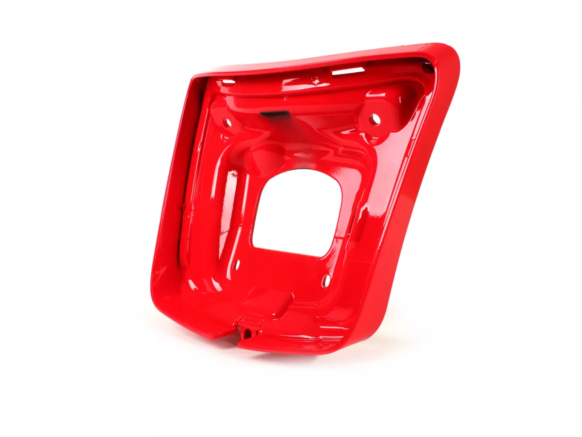 Bakljusram -MOTO NOSTRA, röd (894)- Vespa GTS 125 (ZAPMA3100, ZAPMA3200), Vespa GTS 150 (ZAPMA3200, ZAPMA3100), Vespa GTS 250 (ZAPM45100), Vespa GTS 300 (ZAPM45200, ZAPM45202, ZAPMA3300), Vespa GTS Super 125 (ZAPM45300, ZAPMA3100, ZAPMA3200, ZAPM4530)