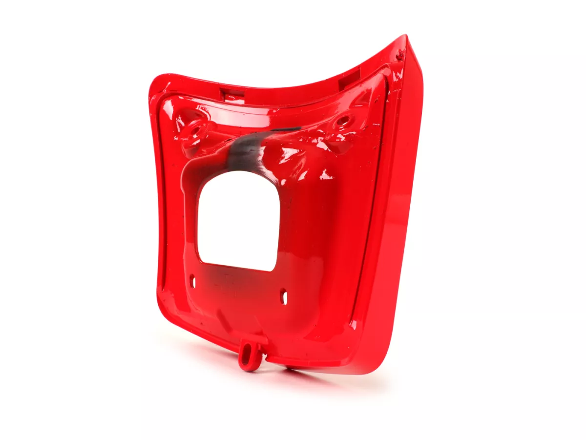 Bakljusram -MOTO NOSTRA, röd (894)- Vespa GTS 125 (ZAPMA3100, ZAPMA3200), Vespa GTS 150 (ZAPMA3200, ZAPMA3100), Vespa GTS 250 (ZAPM45100), Vespa GTS 300 (ZAPM45200, ZAPM45202, ZAPMA3300), Vespa GTS Super 125 (ZAPM45300, ZAPMA3100, ZAPMA3200, ZAPM4530)