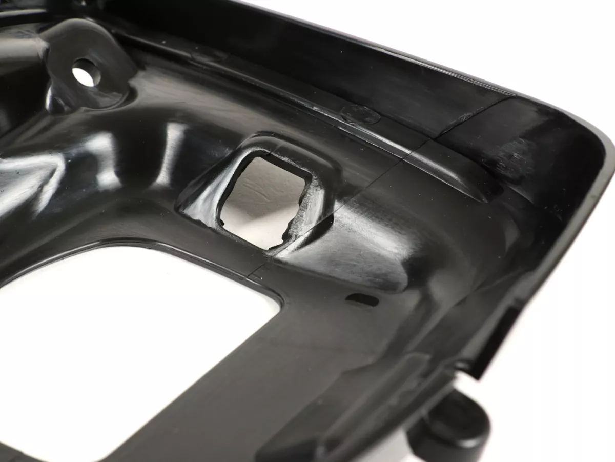 Bakljusram -MOTO NOSTRA, omålad- Vespa GTS 125 (ZAPMA3100, ZAPMA3200), Vespa GTS 150 (ZAPMA3200, ZAPMA3100), Vespa GTS 250 (ZAPM45100), Vespa GTS 300 (ZAPM45200, ZAPM45202, ZAPMA3300), Vespa GTS Super 125 (ZAPM45300, ZAPMA3100, ZAPMA3200, ZAPM453