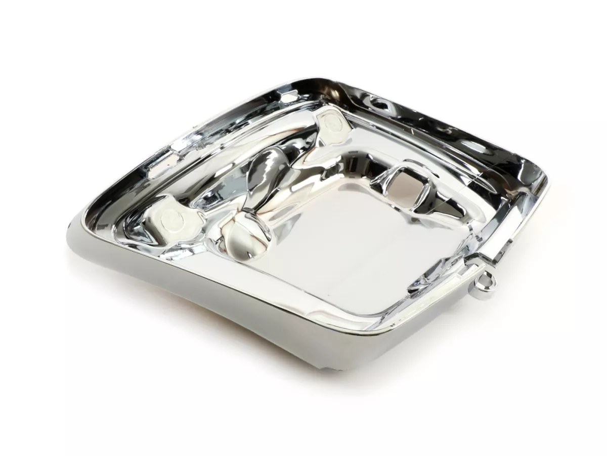Rangka lampu belakang untuk konversi -MOTO NOSTRA untuk pemasangan tipe lampu belakang baru dari tahun 2014 pada kendaraan hingga tahun 2014- Vespa GT, GTS 125-300, GTL (-2014) - berlapis krom