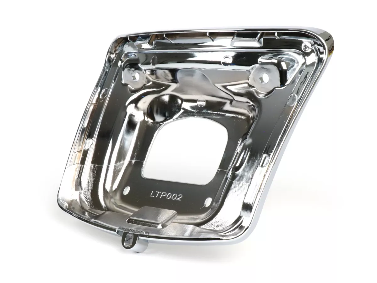Marco de la luz trasera para la conversión -MOTO NOSTRA para el montaje de la antigua luz trasera tipo hasta 2014 en los vehículos a partir de 2014, cromo- Vespa GTS 125 (ZAPMA3100, ZAPMA3200), Vespa GTS 150 (ZAPMA3200, ZAPMA3100), Vespa GTS 250 (ZAPM4510