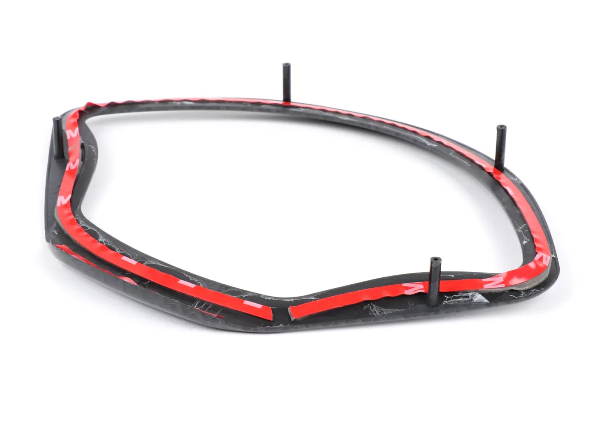 Snelheidsmeterframe -MOTO NOSTRA- carbon stijl - Vespa GTS 125 (ZAPMA3100, ZAPMA3200, ZAPMA3700), Vespa GTS 150 (ZAPMA3200, ZAPMA3100), Vespa GTS 250 (ZAPM45100), Vespa GTS 300 (ZAPM45200, ZAPM45202, ZAPMA3300), Vespa GTS HPE 300 (ZAPMA3600, ZAPMD310), Ve