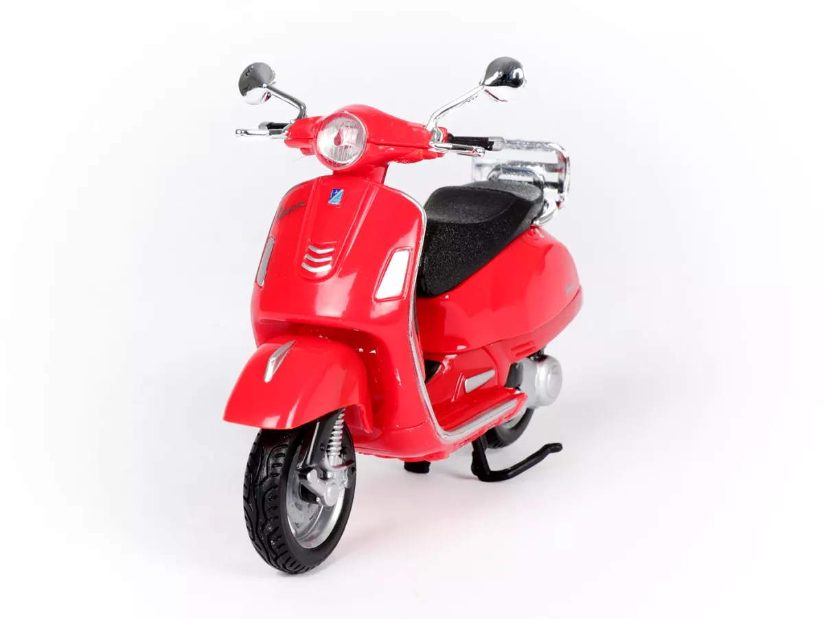 Model -MAISTO 1:18- Vespa GTS 300 (2017)