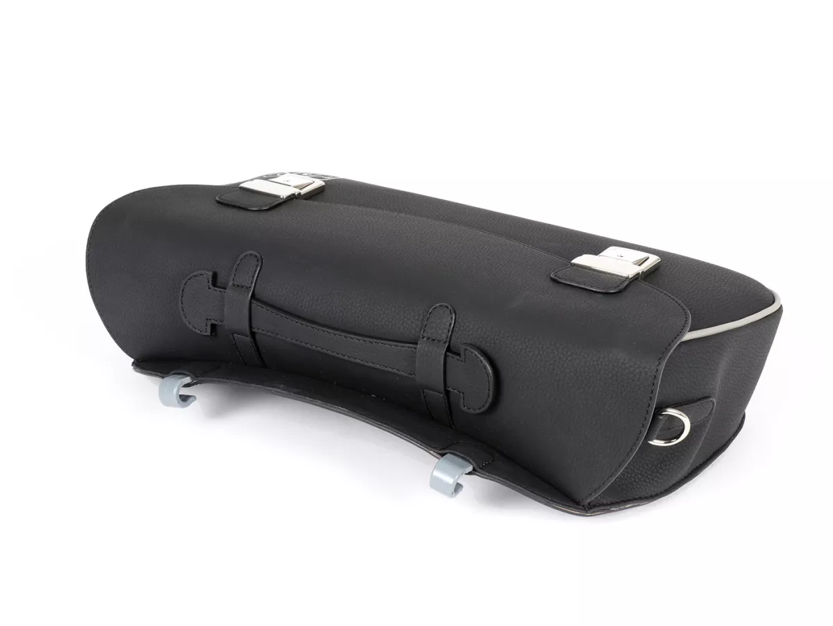 Borsa paragambe, in pelle, esterna, nera -M&R, Made in Italy- Vespa V50, PV125, ET3