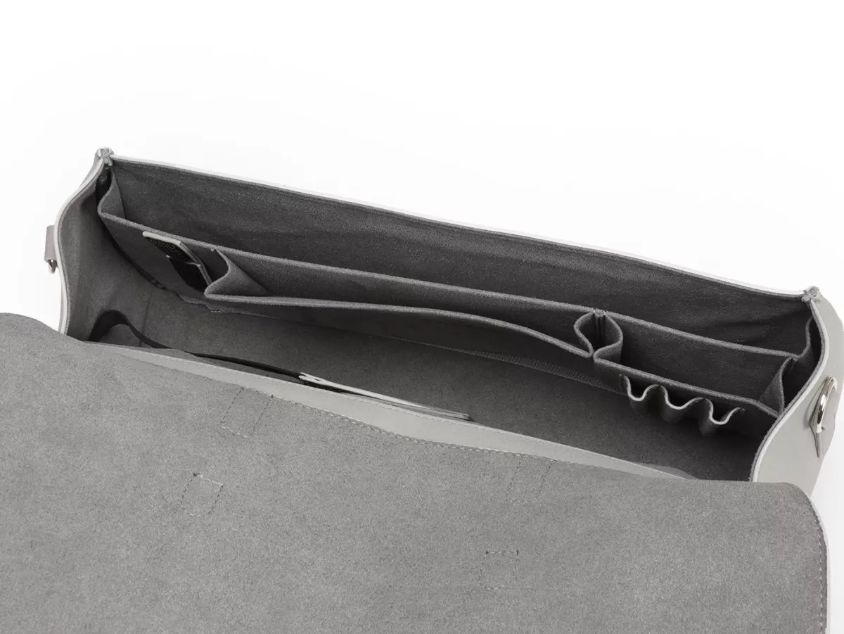 Beenschild tas, leer, buiten, grijs -M&R, Made in Italy- Vespa V50, PV125, ET3