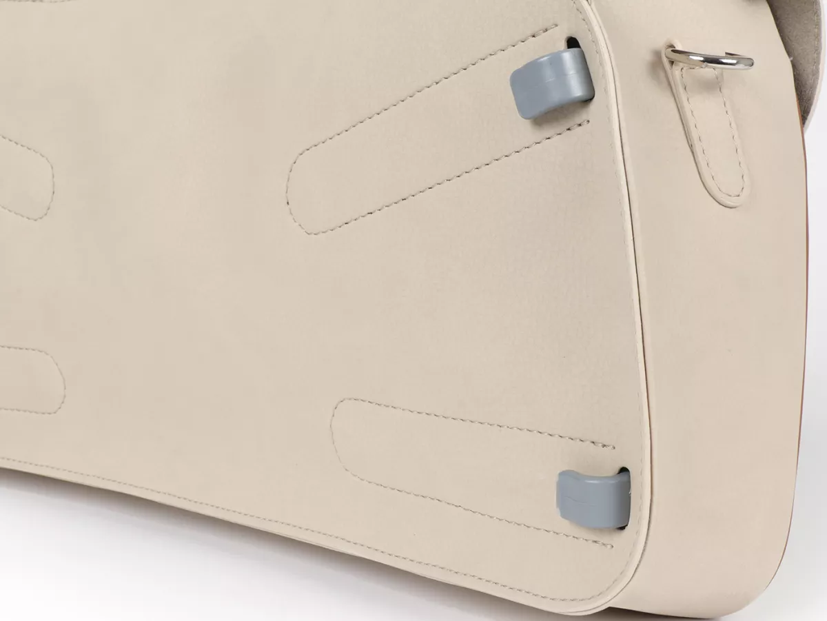 Bolsa cubrepiernas, cuero, exterior, beige -M&R, Made in Italy- Vespa 125 VNA, VNB, Vespa 150 VBA, VBB, Vespa 150 T4 (VGLA, VGLB)