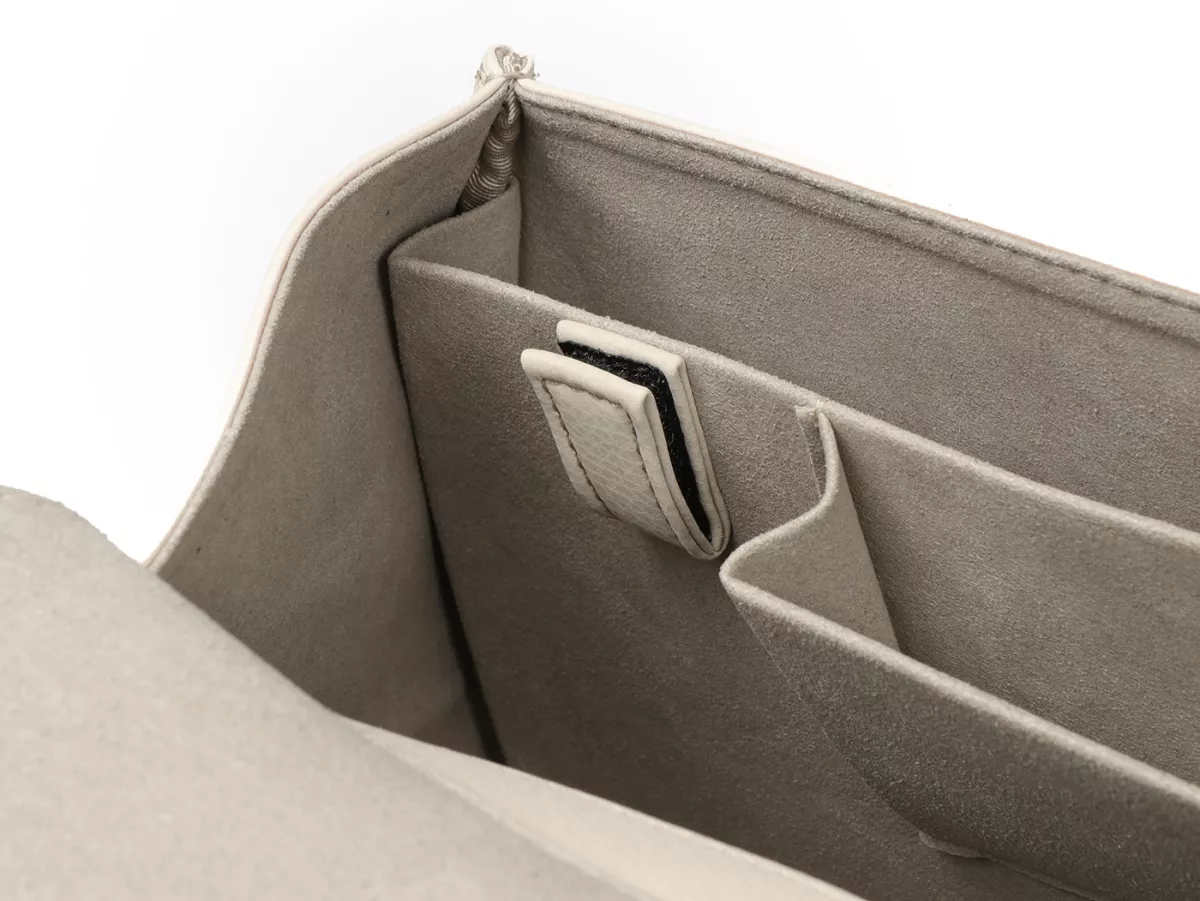 Bolsa cubrepiernas, cuero, exterior, beige -M&R, Made in Italy- Vespa 125 VNA, VNB, Vespa 150 VBA, VBB, Vespa 150 T4 (VGLA, VGLB)