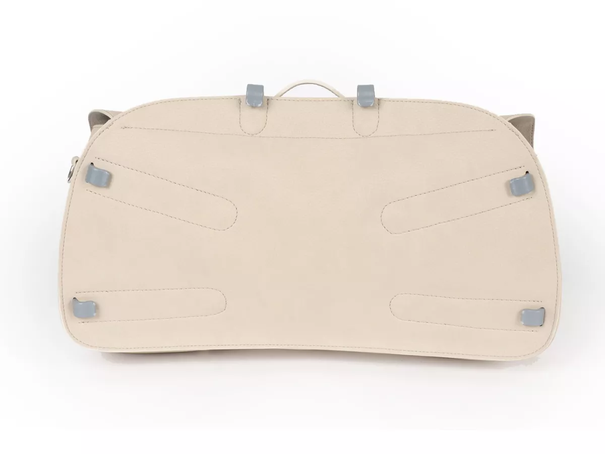Bolsa cubrepiernas, cuero, exterior, beige -M&R, Made in Italy- Vespa Rally180 (VSD1T), Rally200 (VSE1T), TS125 (VNL3T), Sprint150 (VLB1T), Sprint Veloce, GT125 (VNL2T), GTR125 (VNL2T), Super, SS180 (VSC1T), GL150 (VLA1T)