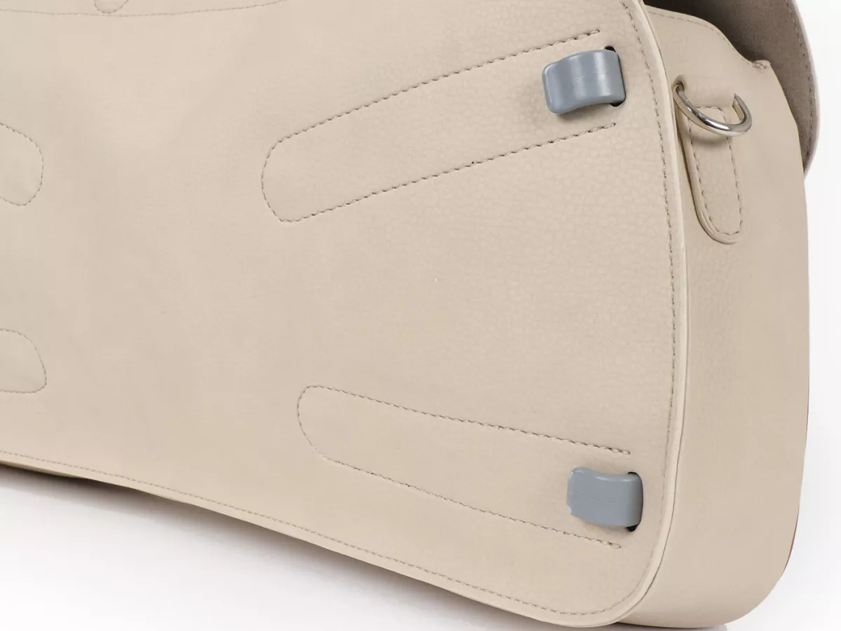 Bolsa cubrepiernas, cuero, exterior, beige -M&R, Made in Italy- Vespa Rally180 (VSD1T), Rally200 (VSE1T), TS125 (VNL3T), Sprint150 (VLB1T), Sprint Veloce, GT125 (VNL2T), GTR125 (VNL2T), Super, SS180 (VSC1T), GL150 (VLA1T)