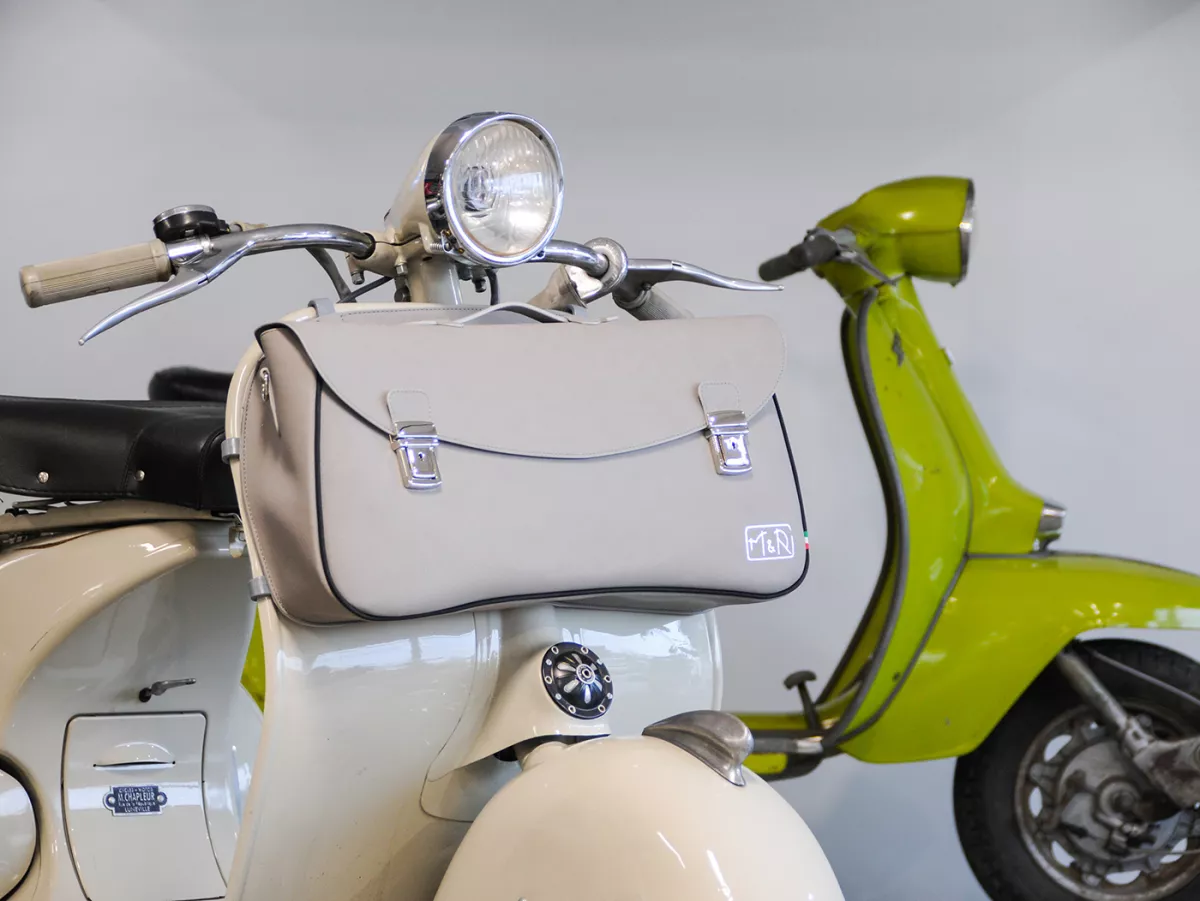 Bolsa cubrepiernas, cuero, exterior, gris -M&R, Made in Italy- Vespa VM, VN, VL, VB