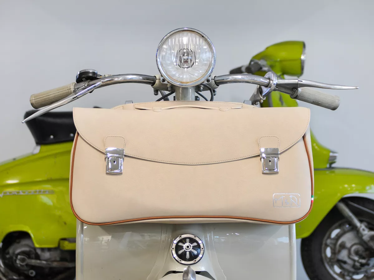 Beenschild tas, leer, buiten, beige -M&R, Made in Italy- Vespa VM, VN, VL, VB
