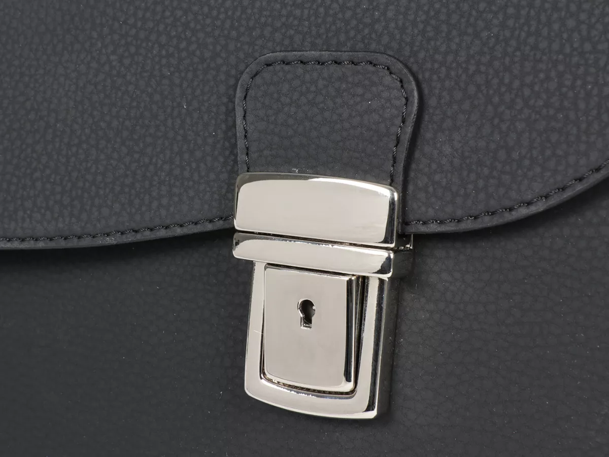 Borsa paragambe, in pelle, esterna, nera -M&R, Made in Italy- Vespa PX