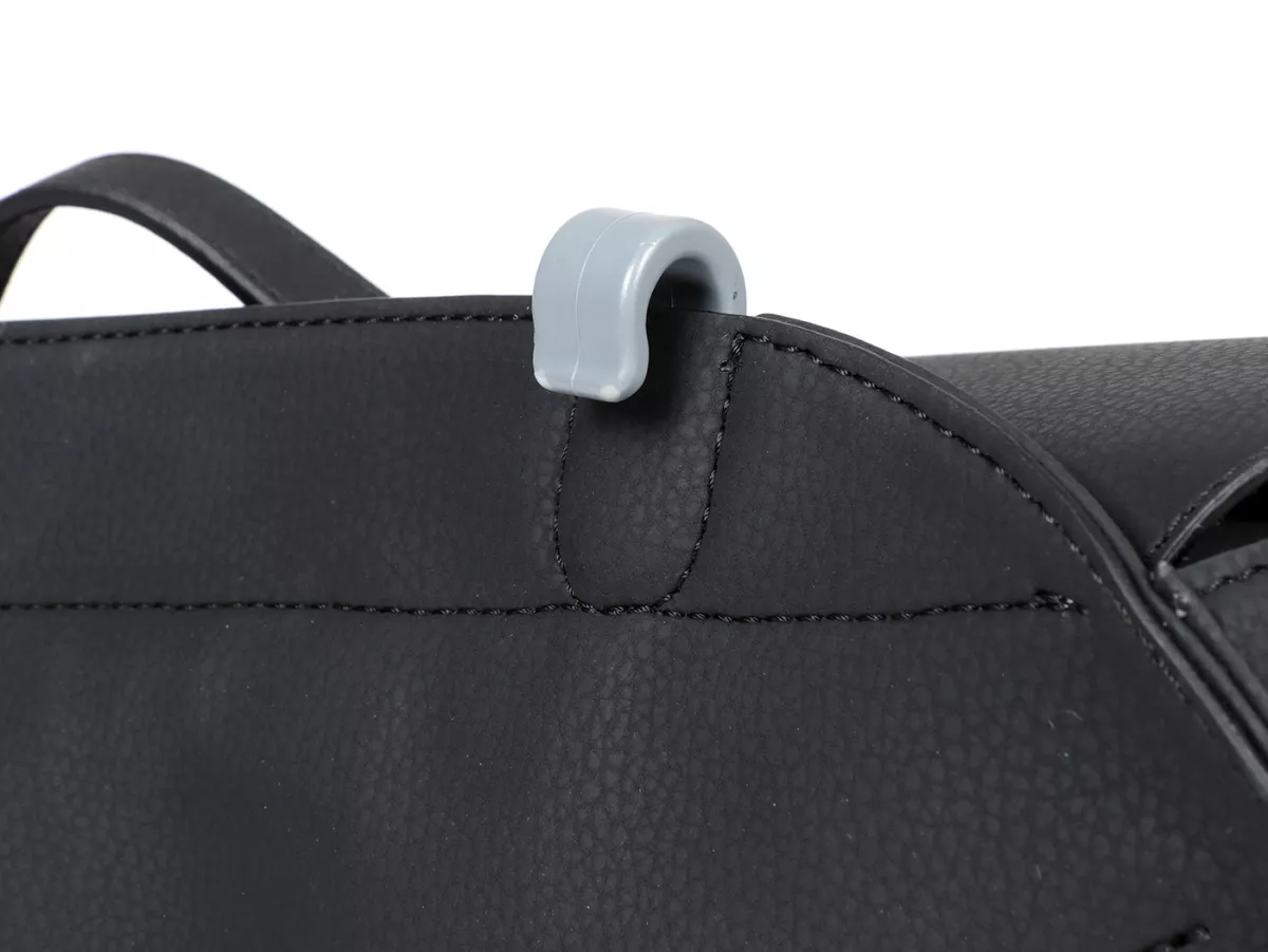 Borsa paragambe, in pelle, esterna, nera -M&R, Made in Italy- Vespa PX