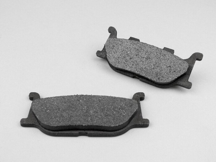 Pastillas de freno -NEWFREN 94,2x41mm- ITALJET Jupiter 250 ccm 2002 (v), LINHAI Main Street 260 ccm 2004 (v), Monarch 160 ccm 2004 (v),MBK Skyliner 250 ccm 2000 (v),YAMAHA Majesty SP DX 250 ccm 1998-1999 (v), Majesty SP 250 ccm DX 2000 (v), Majesty SP 250