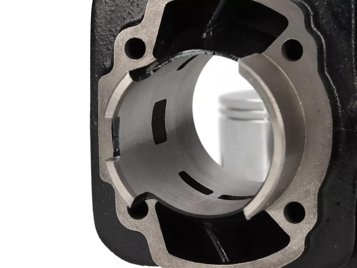 Cilindro -POLINI 70 cc Corsa- Peugeot AC (verticale) - SPEEDFIGHT1 50 cc AC, SPEEDFIGHT2 50 cc AC, TKR50, TREKKER50, VIVACITY50, ELYSEO50, SQUAB50, SV50, ZENITH50, BUXY50, ELYSTAR50, LOOXOR50, SPEEDAKE