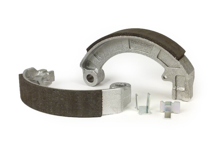 Mâchoires de frein -POLINI Ø=150x24mm- VESPA PX (av./ar.), PK (av./ar.), T5 125cc (av./ar.), Rally180 (VSD1T), Rally200 (VSE1T) (ar.), Sprint (ar.), TS125 (VNL3T) (ar.), GT125 (VNL2T) (ar.), GTR125 (VNL2T) (ar.), GL150 (VLA1T) (ar.), SS180 (ar.), GS160 (a