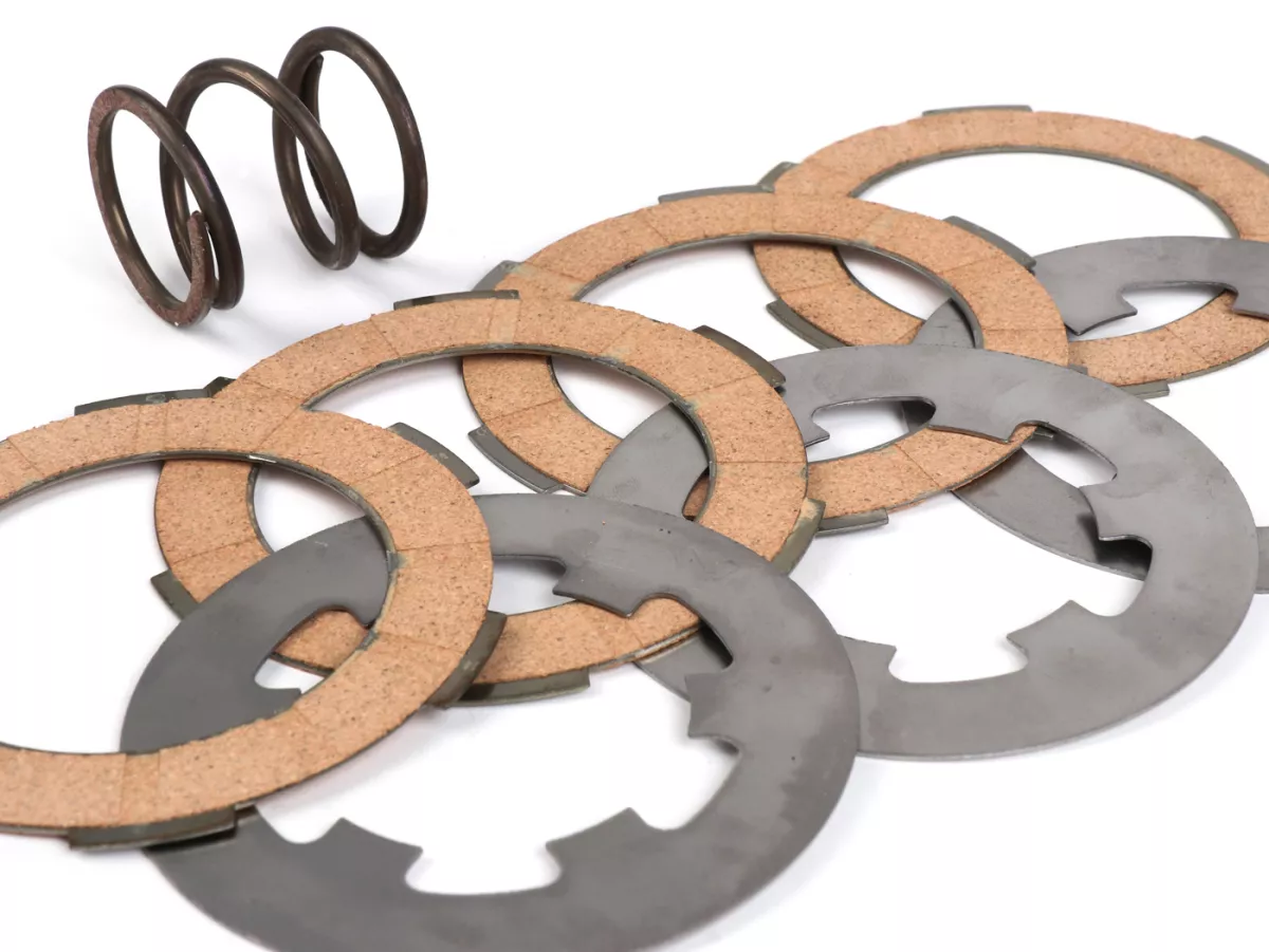 Guarnizioni frizione -Polini Vespa Smallframe V50, V90, SS50, SS90, PV125, ET3, PK50, PK80, PK50 S, PK80 S, PK125 S, PK50 XL, PK80 XL, PK125 XL, ETS, PK50 HP, PK50 SS - 3 dischi (incl. molla e dischi in acciaio)