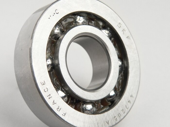 Rodamiento de bolas -BB1-3055B- (20x52x12mm) jaula poliamida 66 - (usado para cigüeñal Piaggio 50 ccm 2 tiempos)