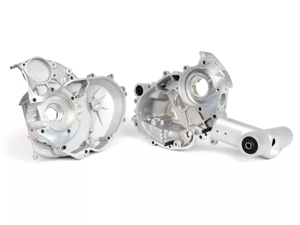 Cárter motor -PARMAKIT estándar- Vespa V50, V90, PV, ET3, PK S, PK XL, Motovespa PK75, rebosadero estándar - sin arranque eléctrico