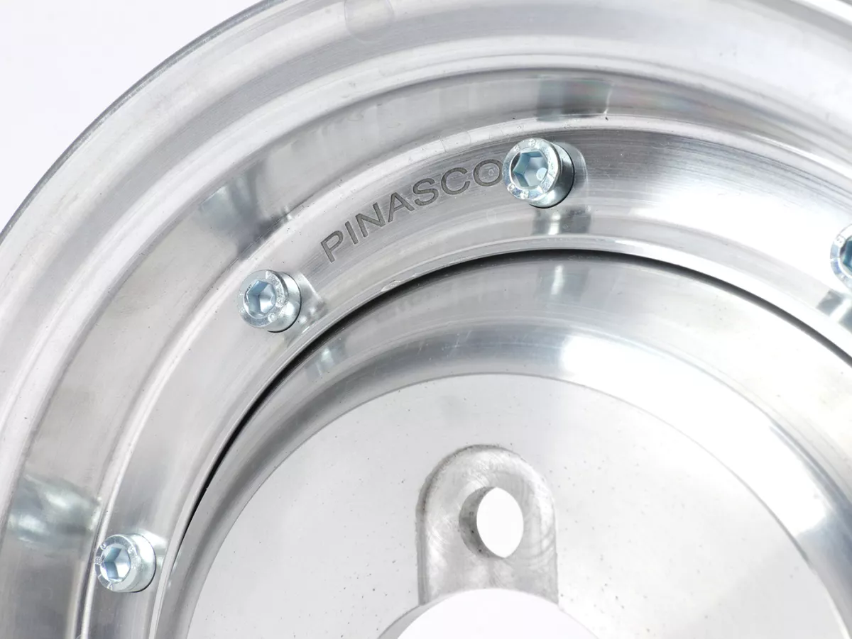 Fälg -PINASCO, V2.0, slanglös 2,15-8 tum aluminium- Vespa (typ 4 hål invändigt) - Wideframe V1-15, V30-33, VU, VM, VN, VNA, VNB, VB, VBA, VBB, Hoffmann, ACMA - Silver