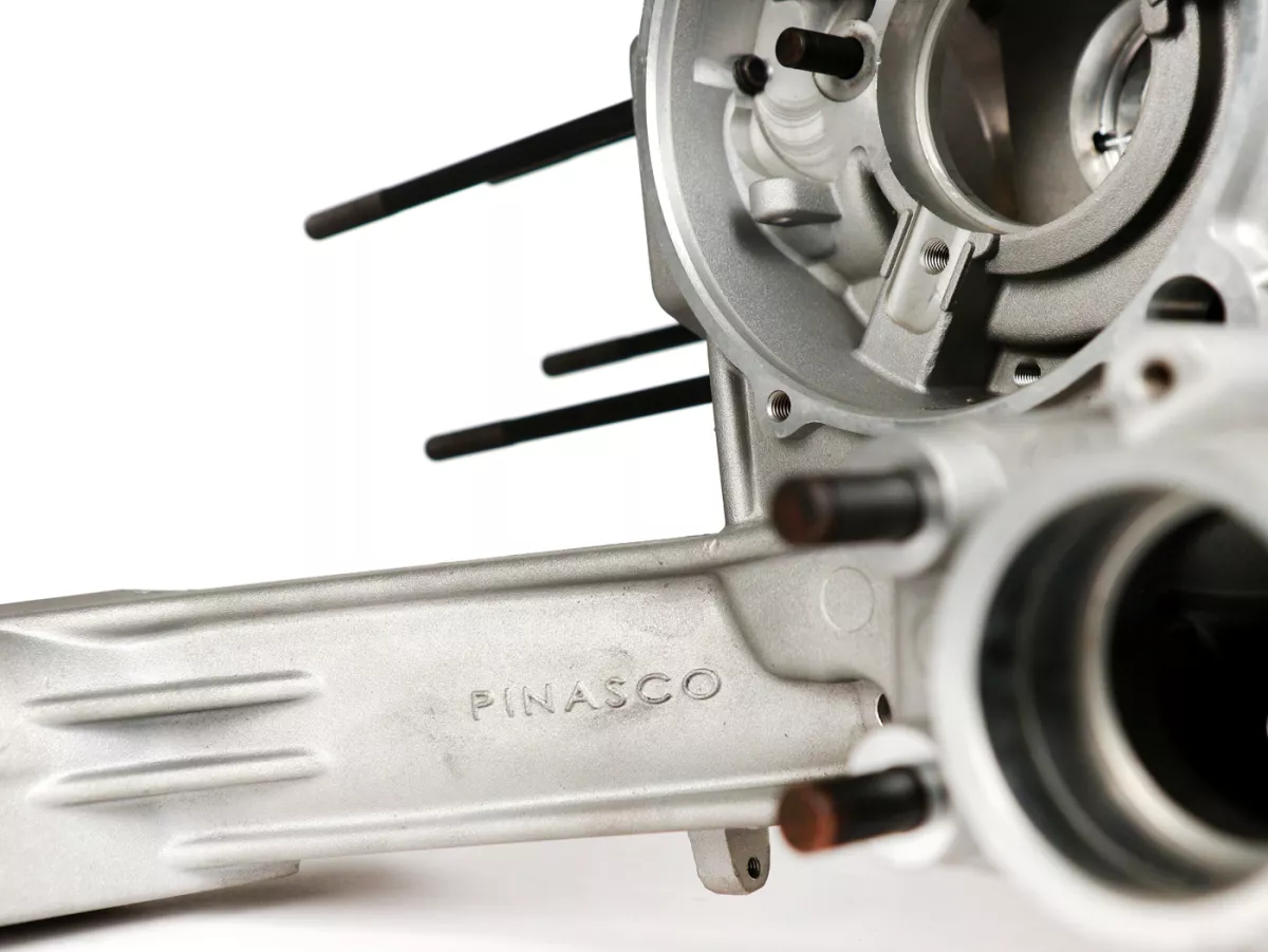 Cárter motor -PINASCO Master 2.0, válvula rotativa - Vespa PX200 Elestart - se requiere cigüeñal con carrillera de válvula rotativa ancha (PN25080886 / PN25080827)