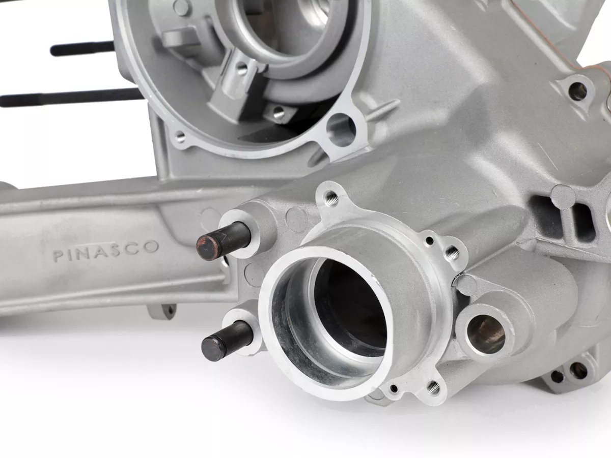 Cárter motor -PINASCO Slave Mega 8x, toma de membrana Ø34mm- Vespa PX200 Elestart