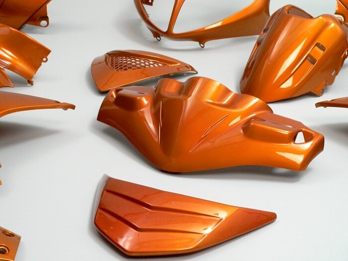 Set di parti della carenatura -EDGE- 13 pezzi - Peugeot Speedfight2- Orangemetallic