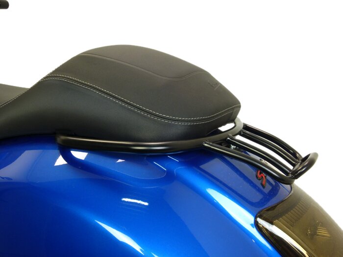 Portaequipajes trasero -MOTO NOSTRA, con asa para el pasajero- Vespa GT, GTL, GTV, GTS, GTS Super, GTS HPE, GT60 - 125-310 - negro mate