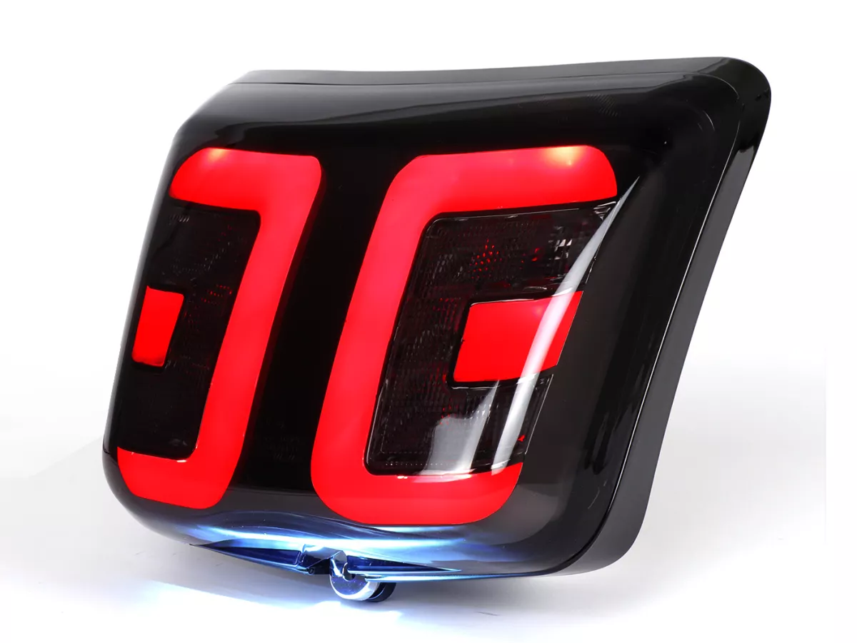 Fanale posteriore oscurato, telaio nero lucido -POWER 1- Vespa GTS 125-300 , GTS Super 125-300 (2014-2017)