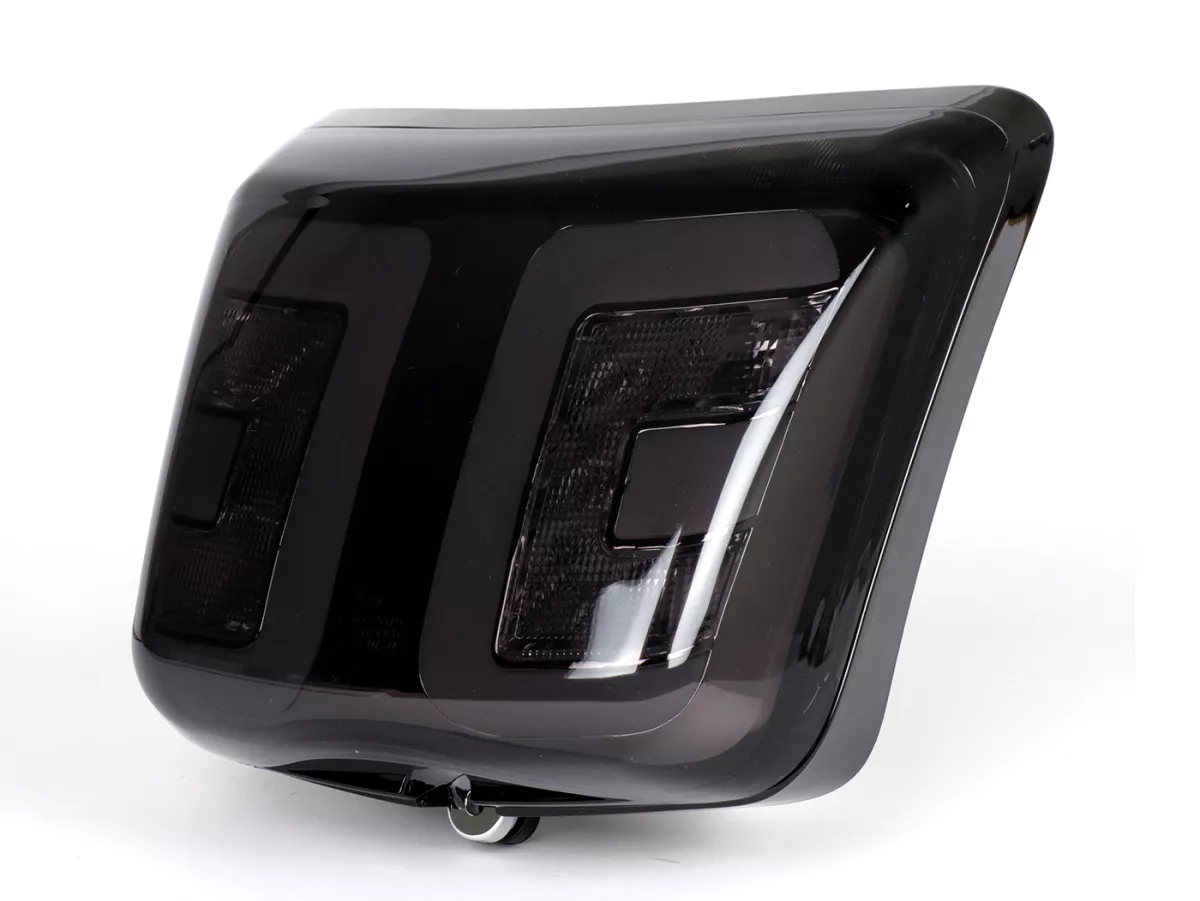 Fanale posteriore oscurato, telaio nero lucido -POWER 1- Vespa GTS 125-300 , GTS Super 125-300 (2014-2017)