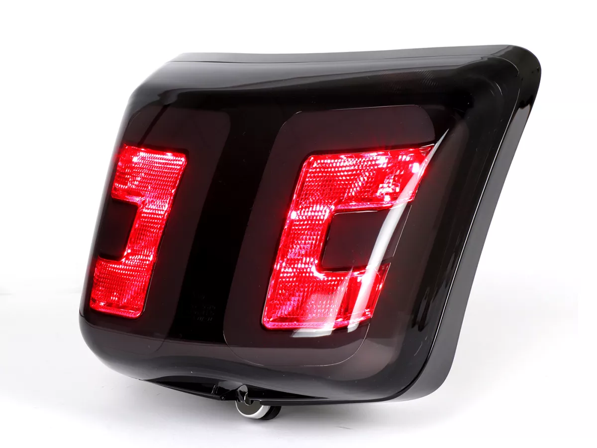 Fanale posteriore oscurato, telaio nero lucido -POWER 1- Vespa GTS 125-300 , GTS Super 125-300 (2014-2017)
