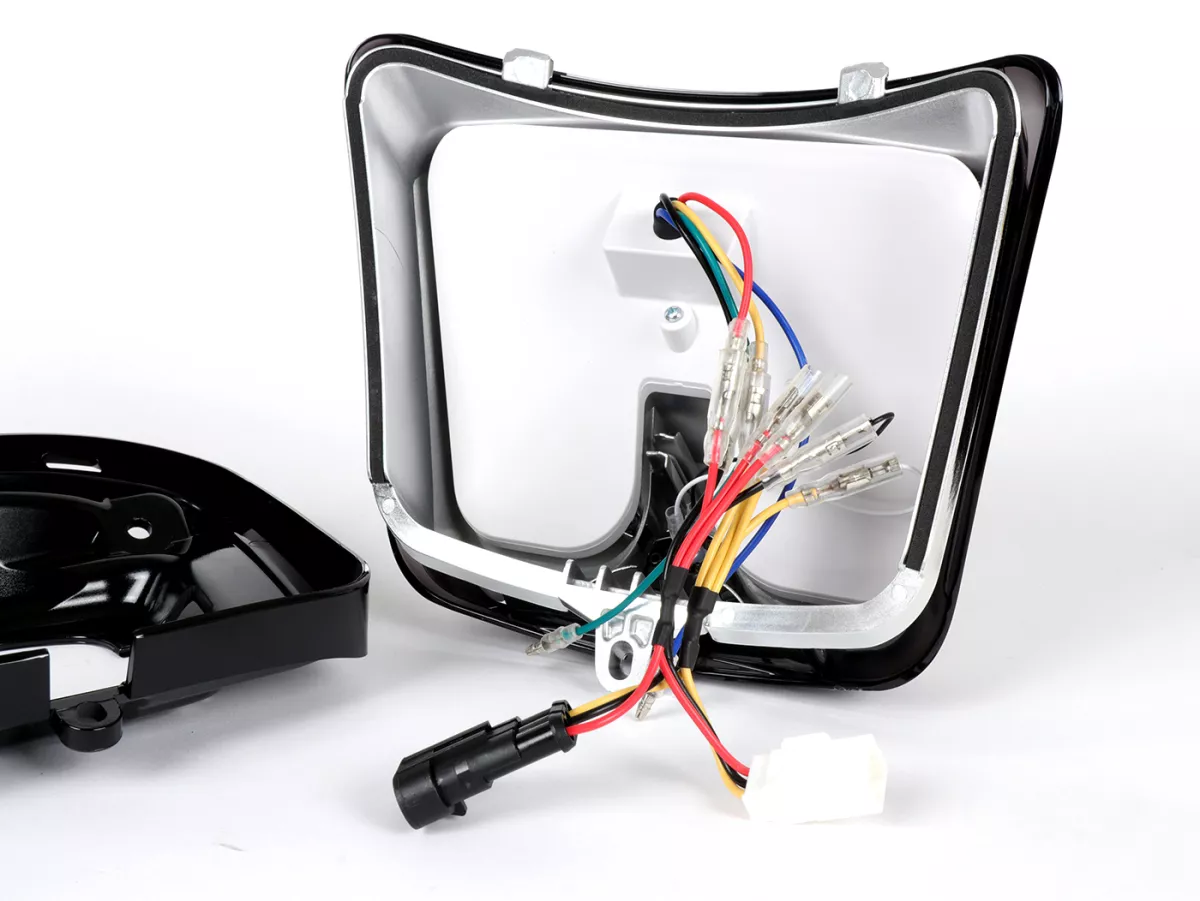 Fanale posteriore oscurato, telaio nero lucido -POWER 1- Vespa GTS 125-300 , GTS Super 125-300 (2014-2017)