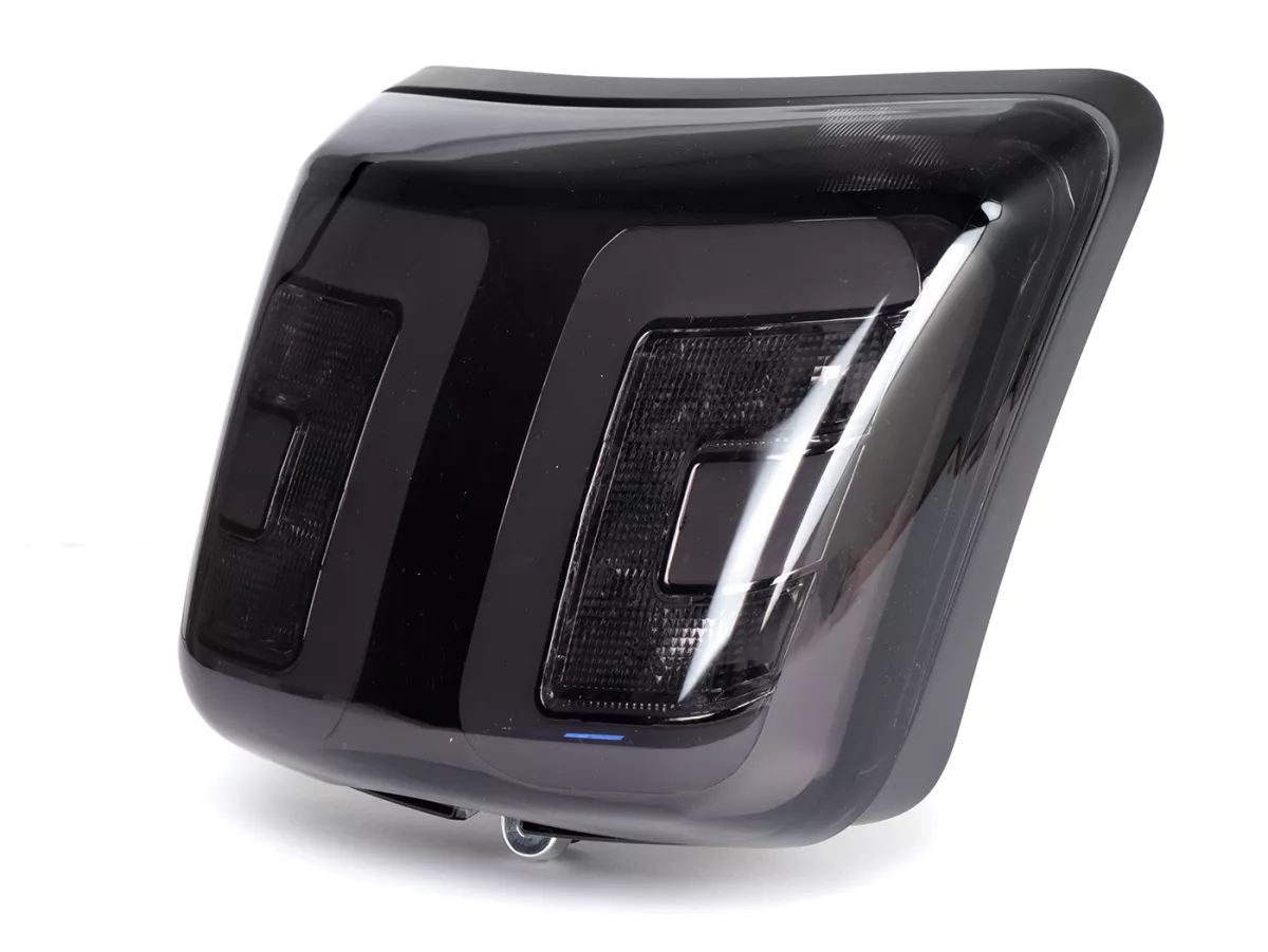Getint achterlicht, mat zwart frame -POWER 1- Vespa GTS 125-300 , GTS Super 125-300 (2014-2017)