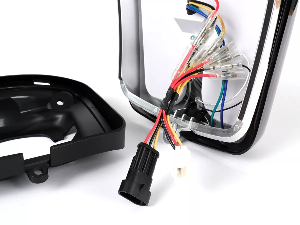 Getint achterlicht, mat zwart frame -POWER 1- Vespa GTS 125-300 , GTS Super 125-300 (2014-2017)
