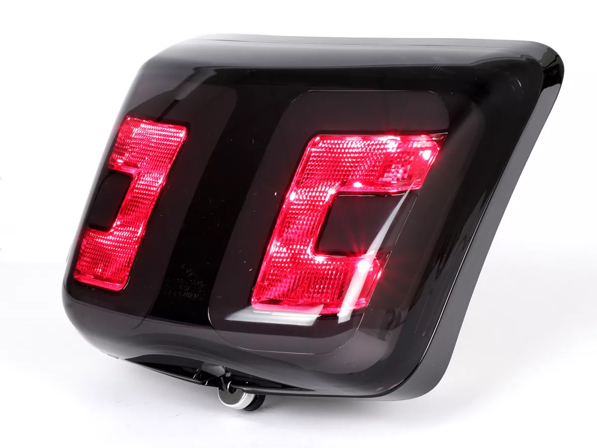 Fanale posteriore oscurato, cornice nera lucida -POWER 1- Vespa GTS 125-300 , GTS Super 125-300 (2018-)